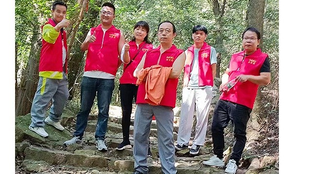 國(guó)慶假期科鼎數(shù)控團(tuán)建1-登山燒烤篇